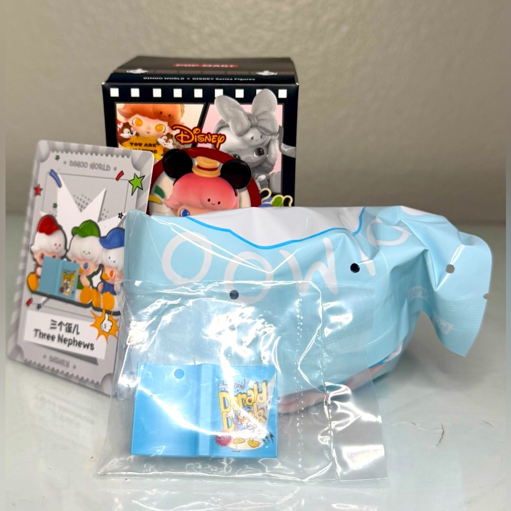 Pop Mart Disney Dimoo World in Three Nephews